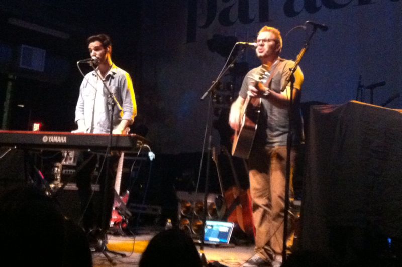 Parachute rocks the Ville