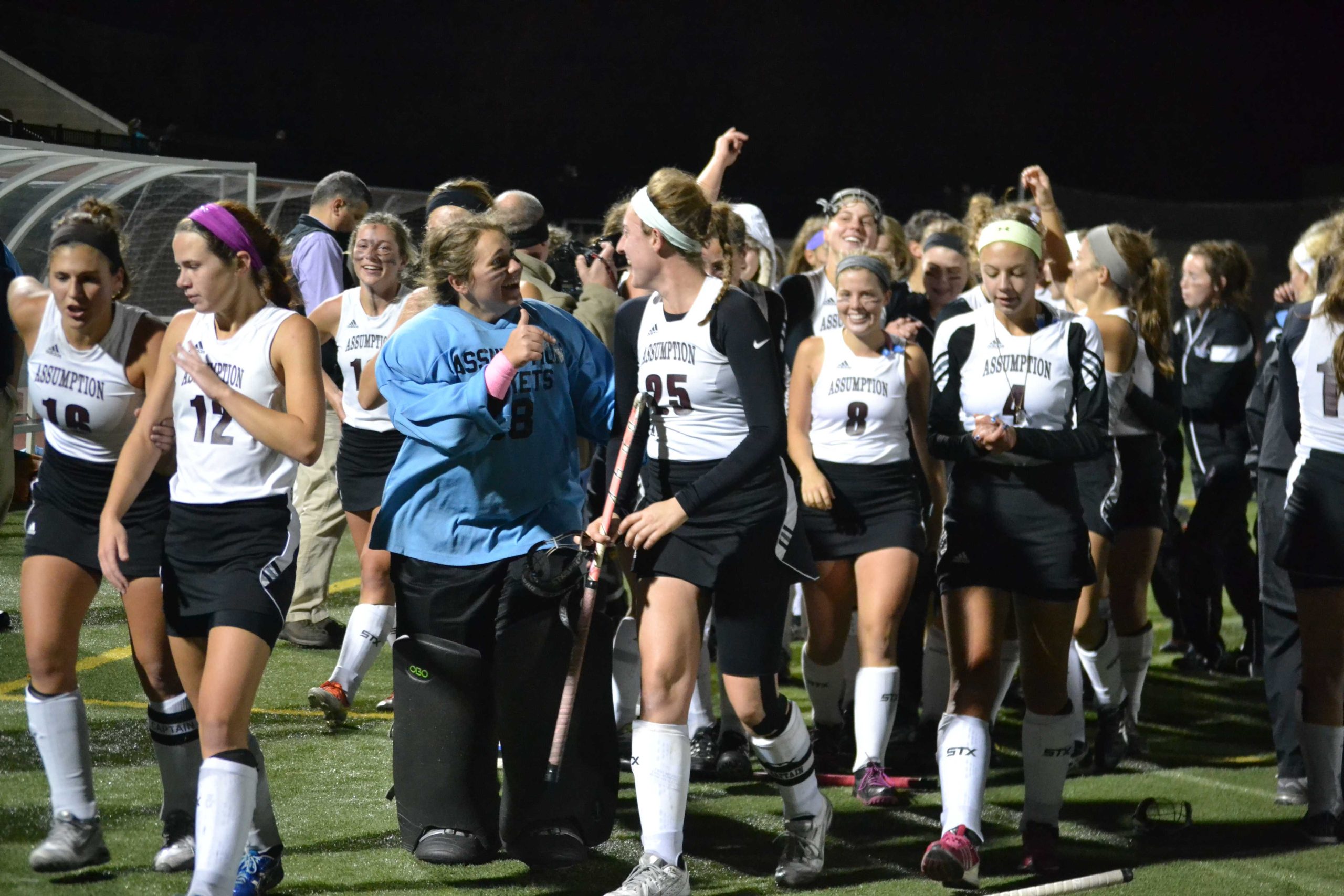 Rockets beat Jaguars to make history 